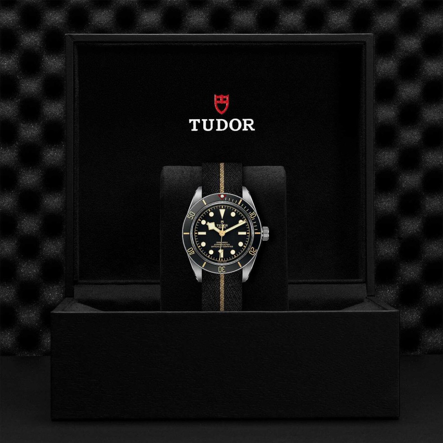 TUDOR Montre Tudor Black Bay Fifty-Eight Bo Tier En Acier 39 Mm, Bracelet En Tissu