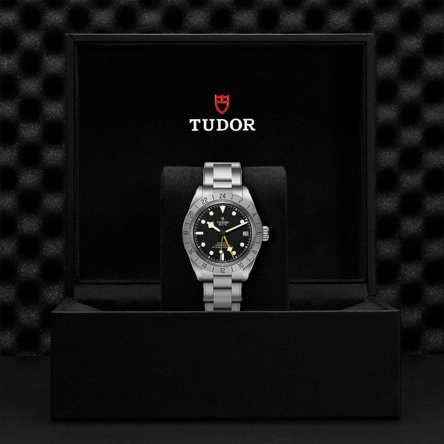 TUDOR Montre Tudor Black Bay Pro Bo Tier En Acier 39 Mm, Bracelet En Acier Rivet