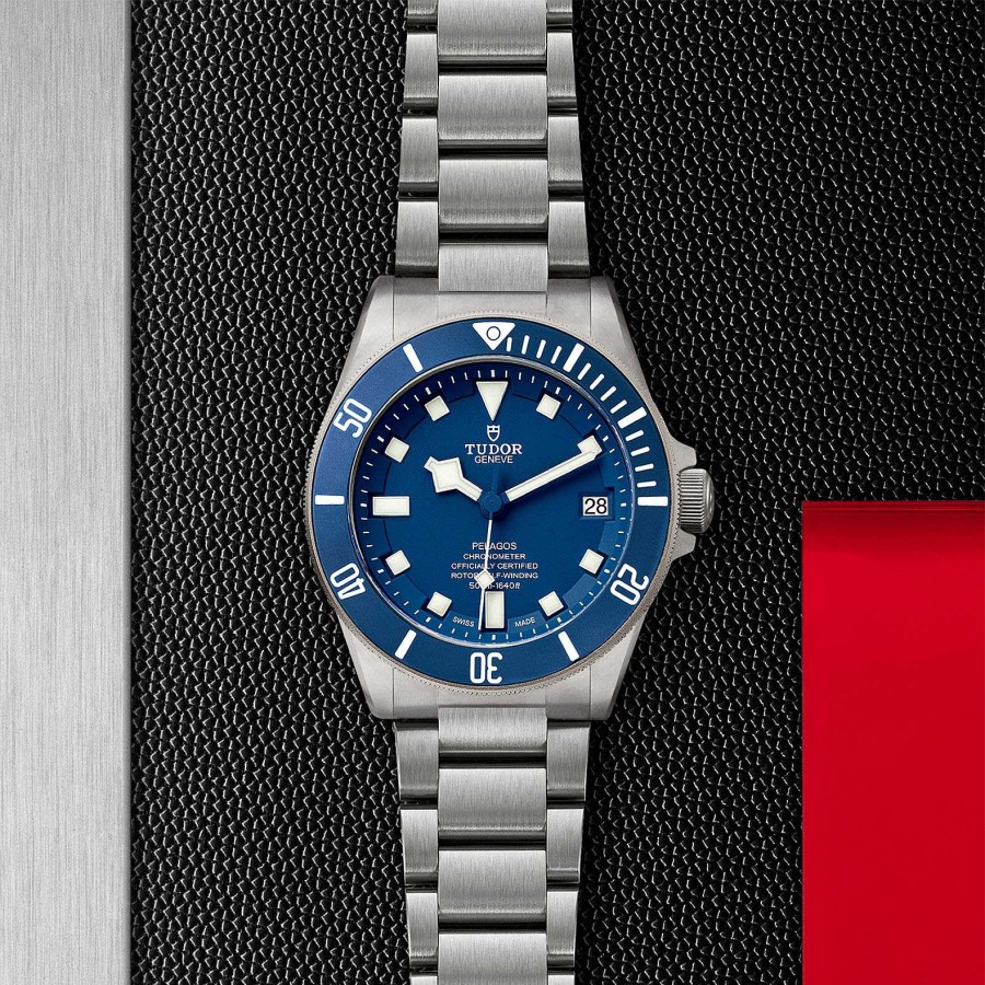 TUDOR Montre Tudor Pelagos Disque Bleu Mat En C Ramique, Bracelet En Titane