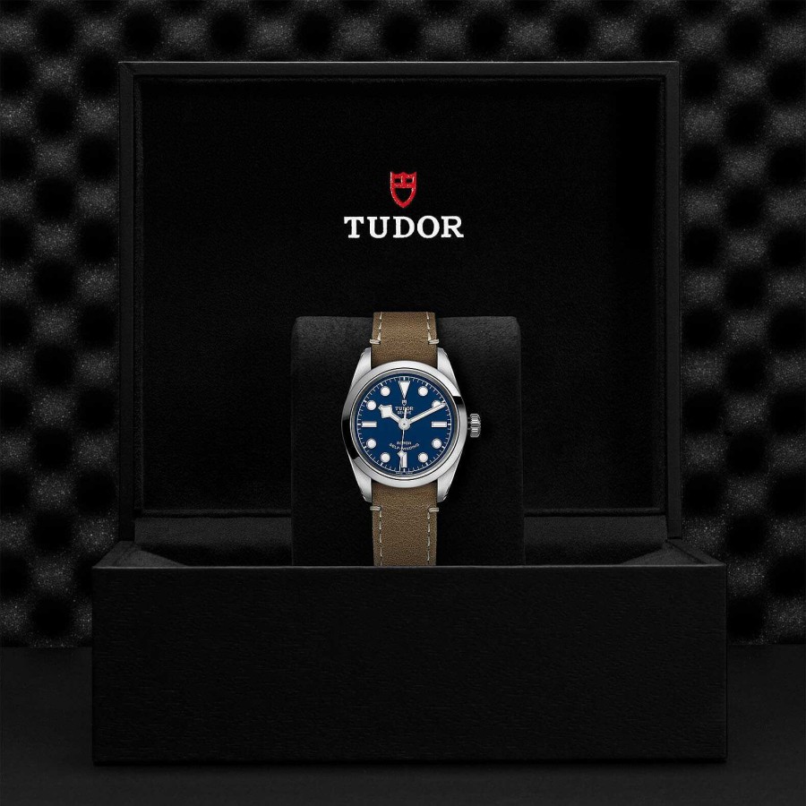 TUDOR Montre Tudor Black Bay 32 Bo Tier En Acier 32 Mm, Bracelet En Cuir Beige